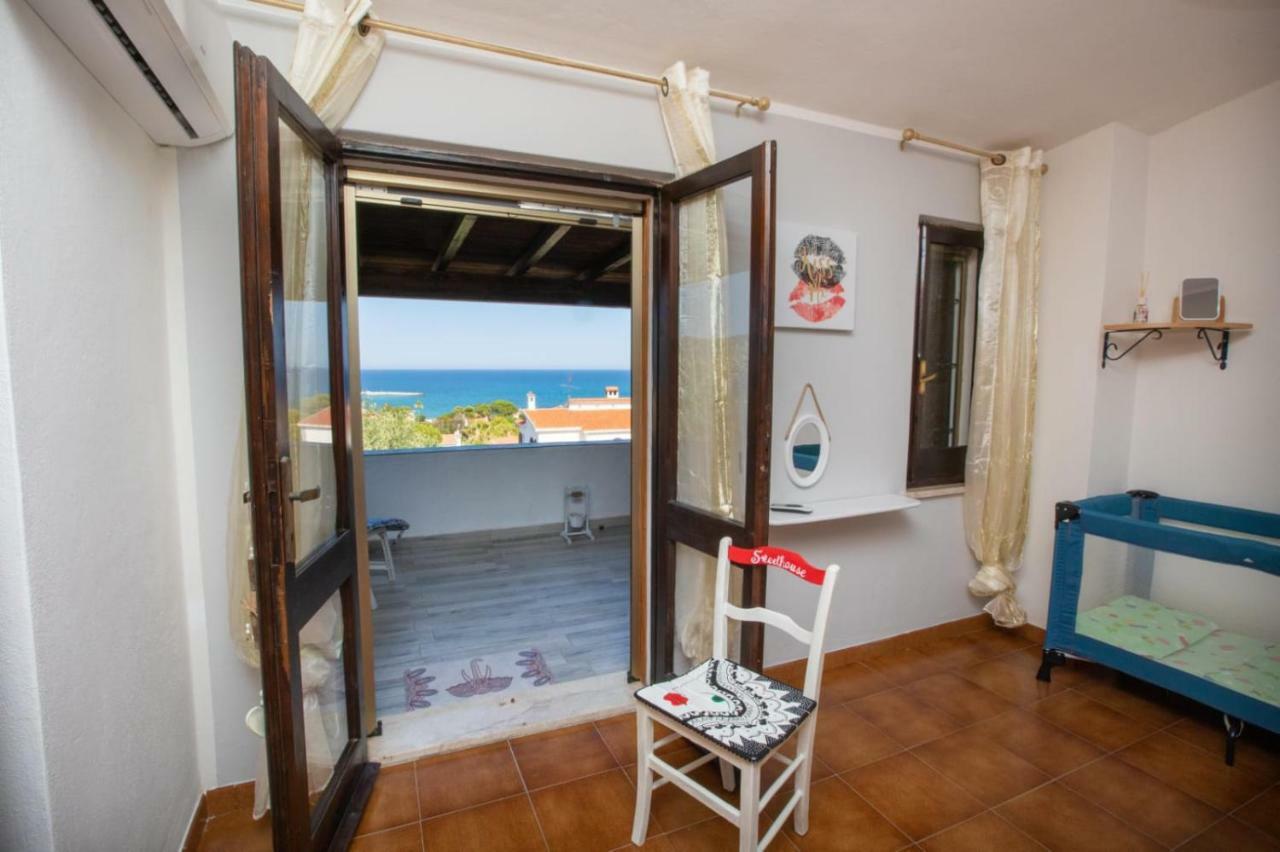 Villa Sweethouse Pula Porto Columbu - Perd'E Sali Exterior foto